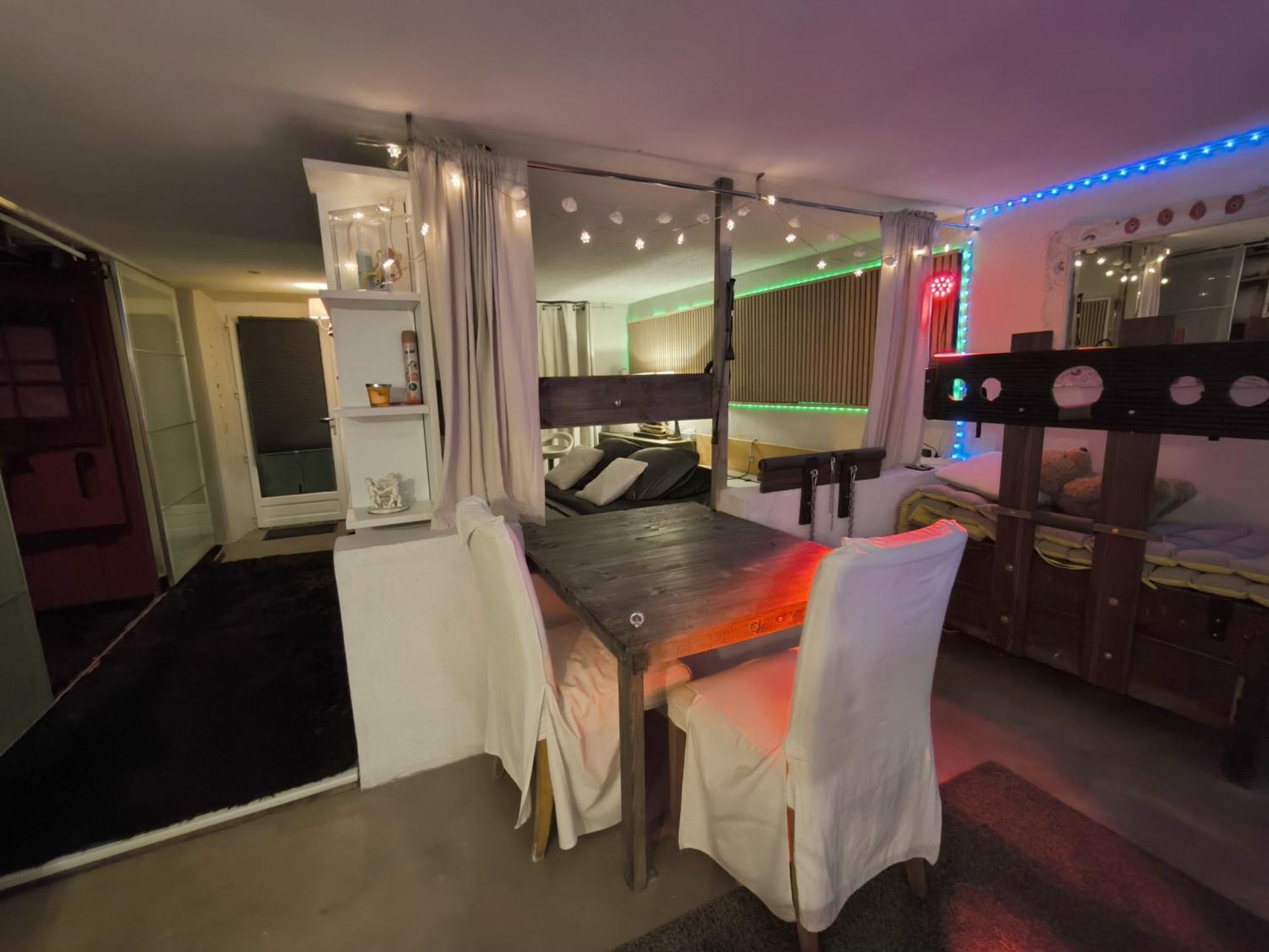 Love-Room Discret 40 M2 Bormes Les Mimosas Village Avec Terrasse Exterior photo
